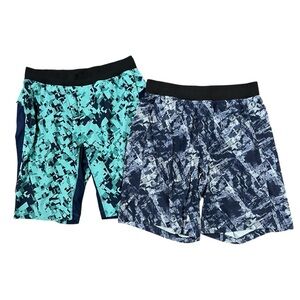 Lululemon Men’s Bundle of Shorts Size Large